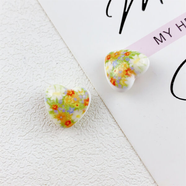 Wholesale 10pcs double-sided printed oil painting style flower love acrylic beads