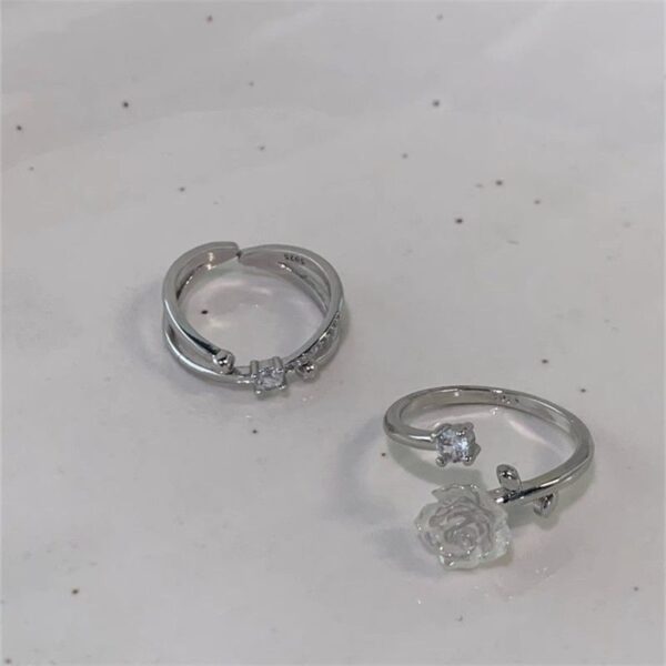 O1CN012zN2Xt1l5KxLApCy1_2216005864767-0-cib Wholesale Four star retro geometric blue star earrings