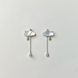 H153-02 silver earrings pair