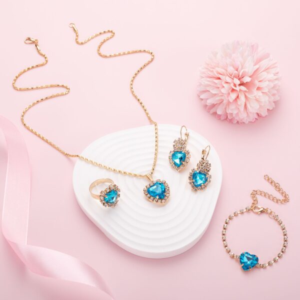 O1CN0134SOYx2AVJnUZMtvm_2073408208-0-cib Wholesale Water Drop Full Diamond Necklace, Earrings, and Ring Set