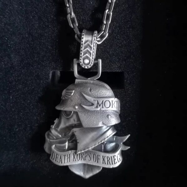 Wholesale Original Niche Exquisite Warhammer 40K Peripherals Krige Death Seal Pendant Exquisite Friend Gift