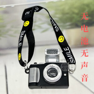 Smiley face flat head battery-free silent camera