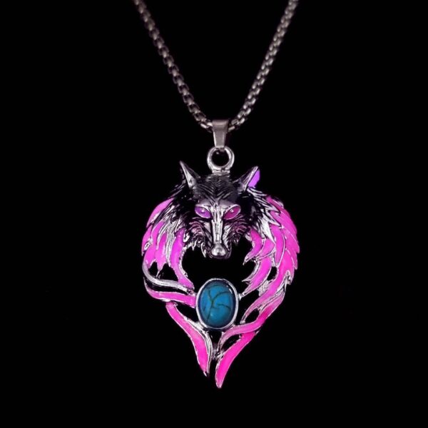 O1CN013PwrsF2IVKfGgIFJo_3919529291-0-cib Wholesale Dark Glowing Wolf Totem Necklace with a Wolf Head