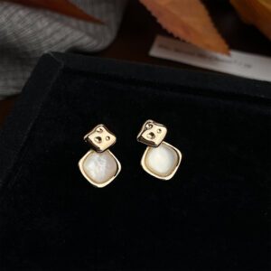 Geometric rhombus shell-silver needle