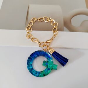 Blue chain letter q