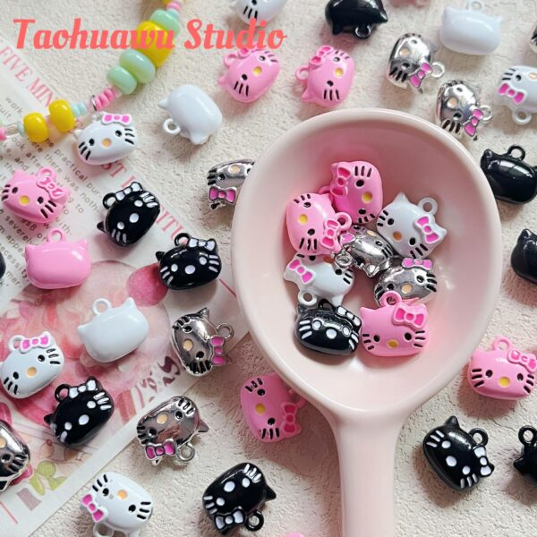 Wholesale Cute kitty kitty alloy multi-color soft sister pendant diy handmade accessories mobile phone chain necklace accessories material