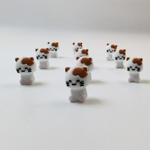 Wholesale 10pcs 3D White Kitten New Three-dimensional Silicone Cartoon DYI Beads