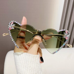 Gold frame gradually green film