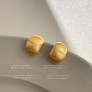 Brushed beanie gold-silver needle