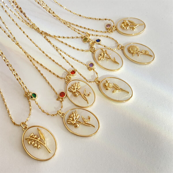 Wholesale December floral oval shell pendant collarbone chain