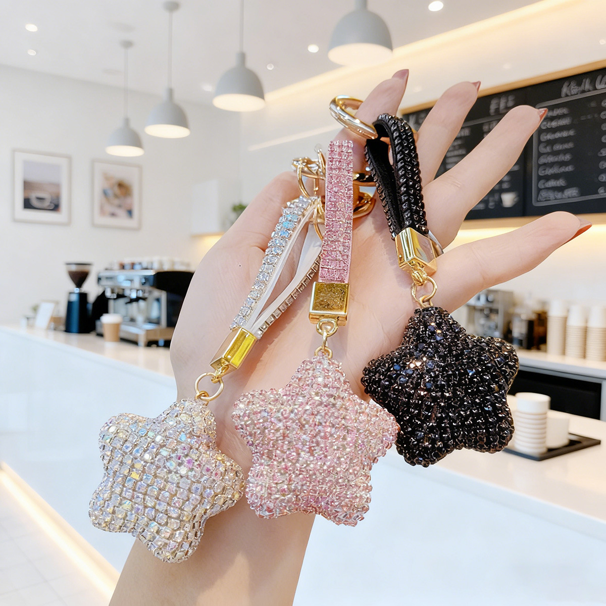 Wholesale Full Diamond Star Shining Water Diamond Pentagram Keychain