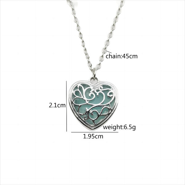 Wholesale Multi colored hollow luminous heart-shaped necklace