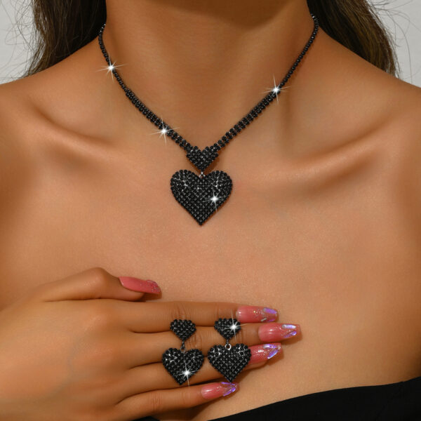 Wholesale Diamond studded Love Valentine's Day Necklace