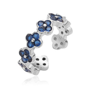 White gold blue diamond four-leaf clover ring