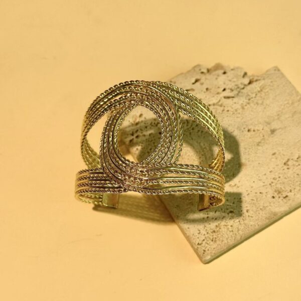 Wholesale Wide opening exaggerated cross woven pattern bracelet