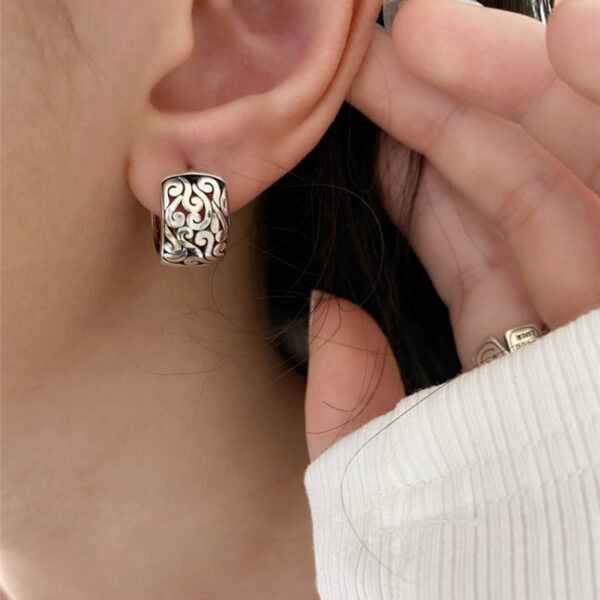 Wholesale Geometric Circle Vintage Pattern Earrings