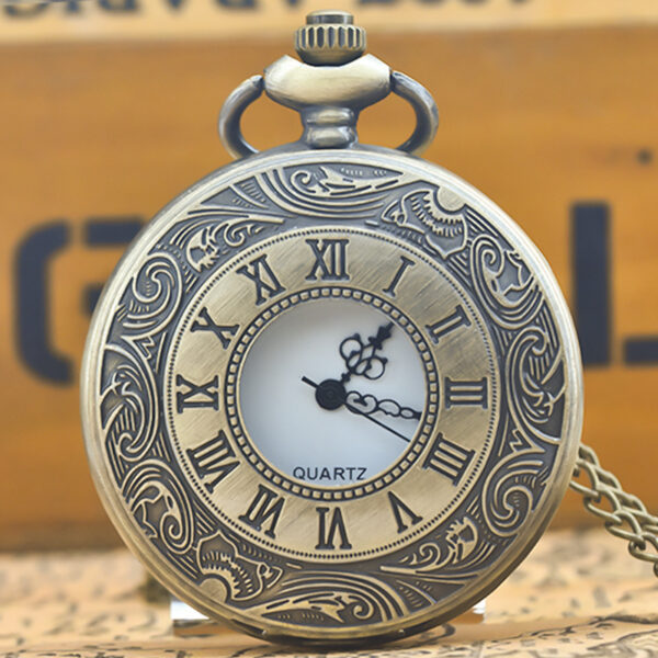 O1CN014NcrTx2Grez194agg_2215541339069-0-cib Wholesale Retro cket Watch Quartz Watch