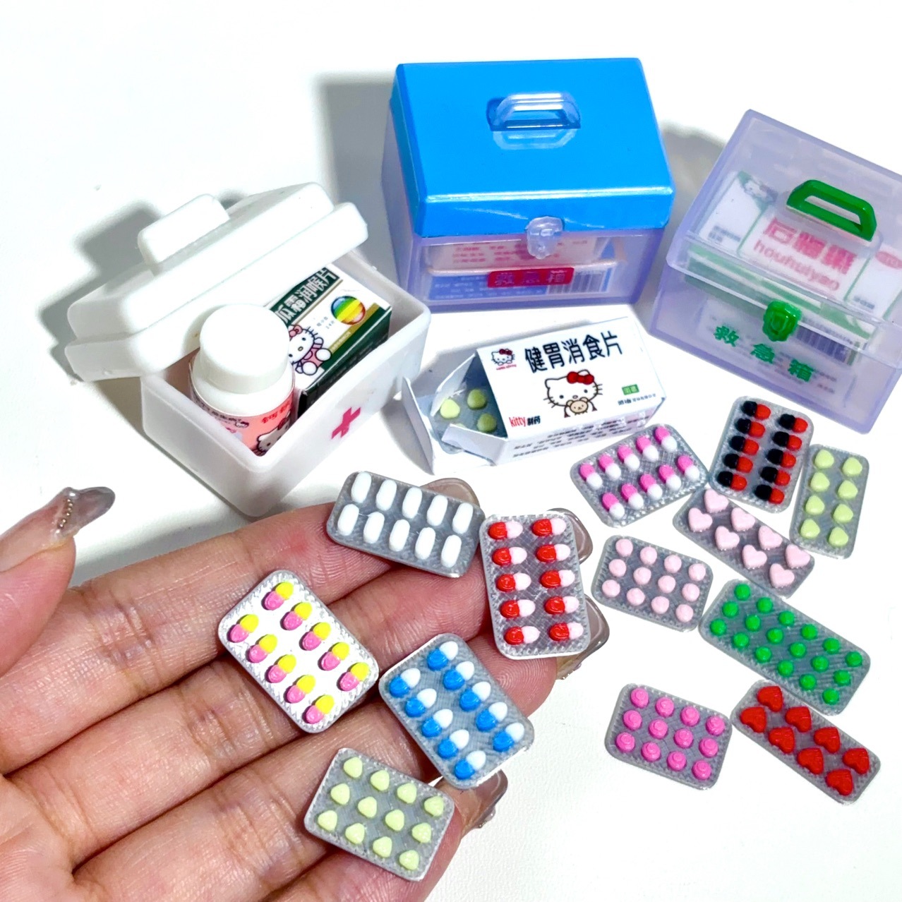 Wholesale Miniature Mini cket Pill Model Toy Doll House