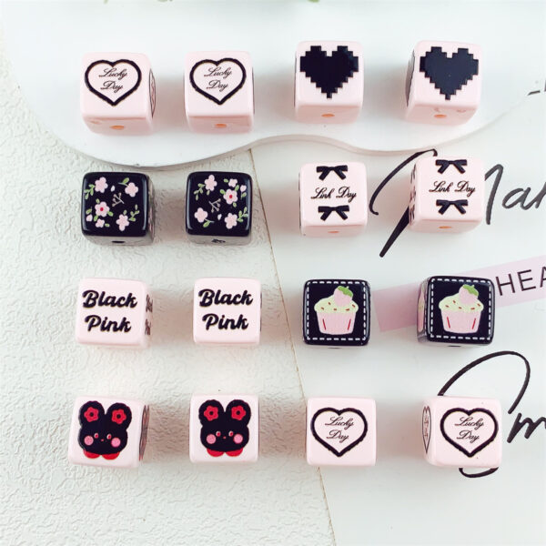 Wholesale 10pcs 14mm printed black and pink love bow flower square acrylic beads