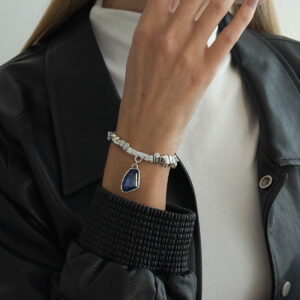 Bracelet, white K+ blue, 3048