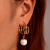 Wholesale Fashionable high-end design pearl pendant earrings