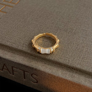 Glass opal bamboo ring