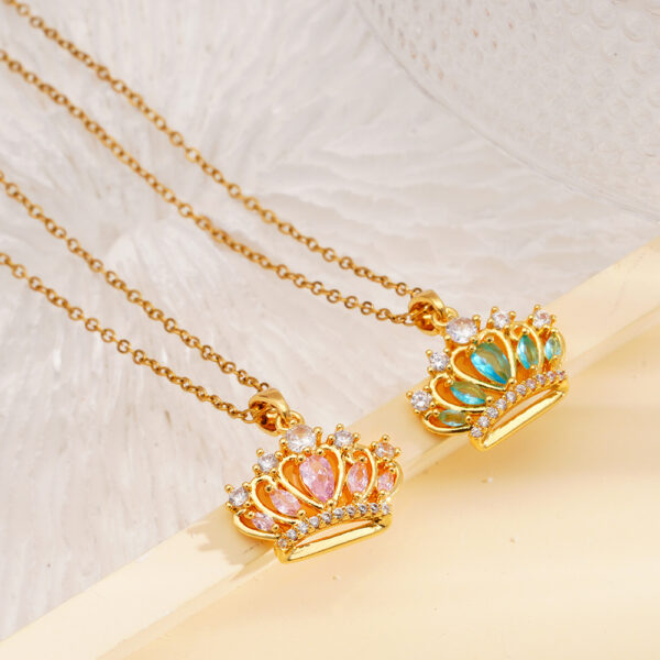 Wholesale Copper Inlaid Zircon Princess Crown Pendant Necklace Stainless Steel Clavicle Chain
