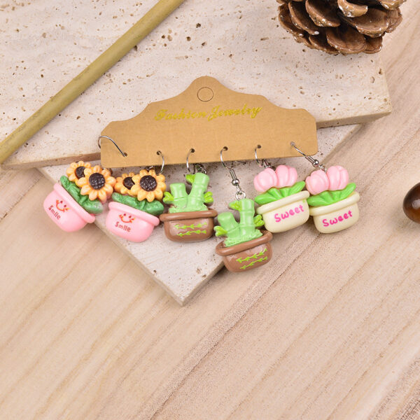 Wholesale Cute Expression Plant Flower Potted Earrings Set