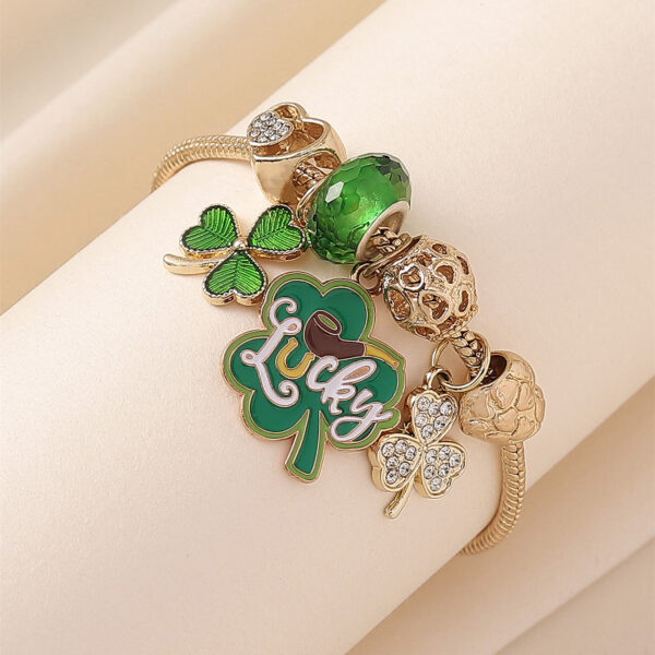 O1CN016IhcfH1LlJRM4VEF6_2220898431339-0-cib Wholesale St. Patrick's Day Shamrock Heart Bracelet