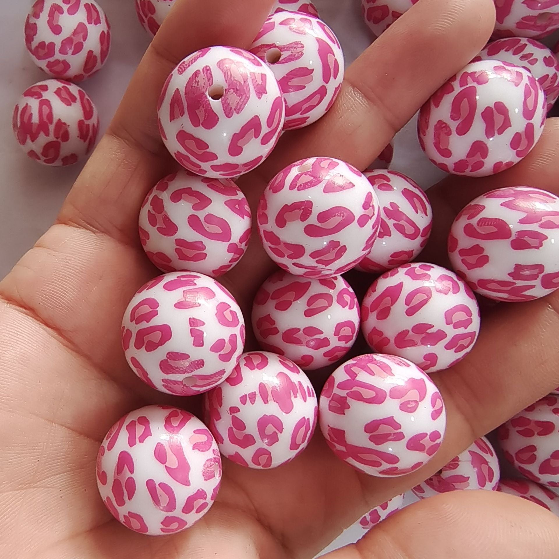 Wholesale 20MM Acrylic Rose Red Leopard Print Beads