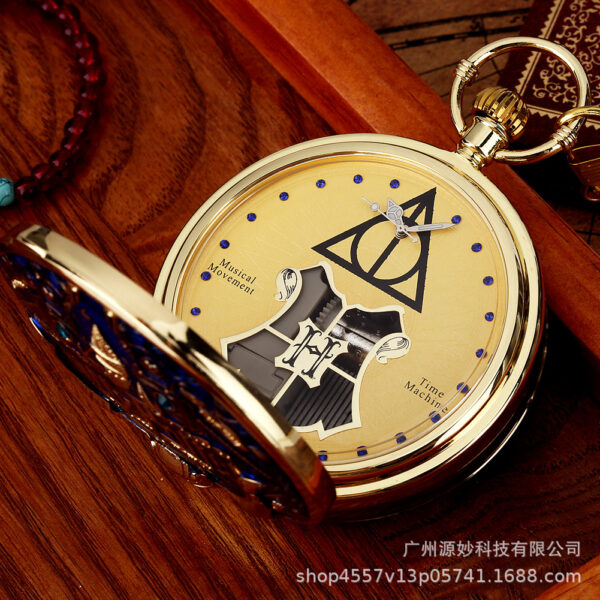 Wholesale Retro creative colorful castle background music music music music box pocket watch