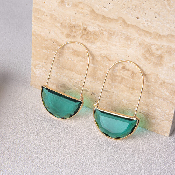 O1CN016O9ZK91EujwlIsXER_2365720412-0-cib Wholesale Green semi circle inlaid semi precious gemstone earrings