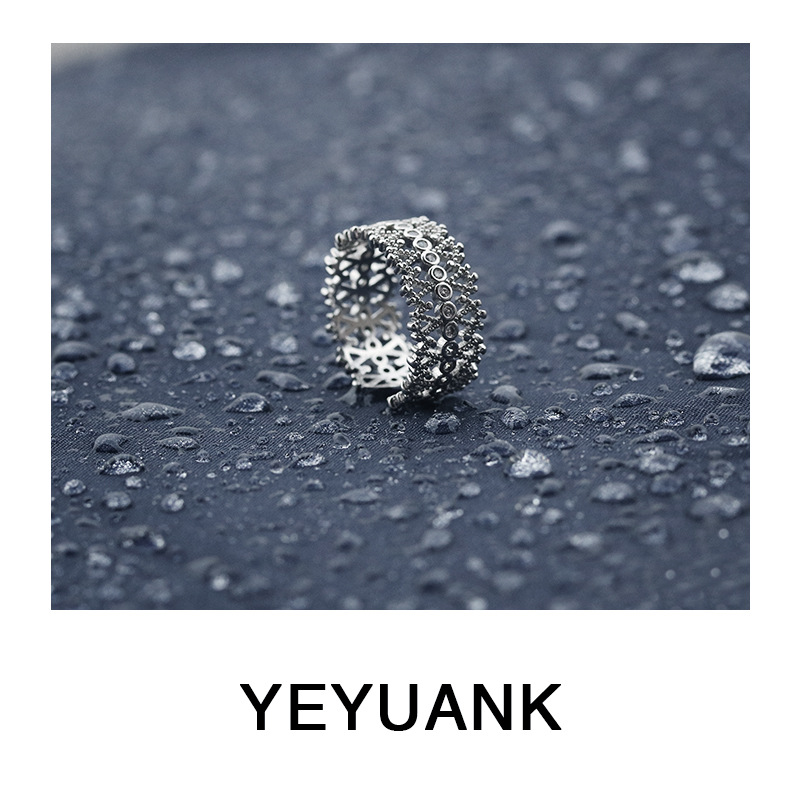 Wholesale Vintage Simple Palace Style Lace Element Zircon Inlay Hollow Ring