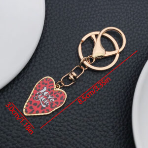 ER902-Valentine's Day drop oil red love keychain -12.8g
