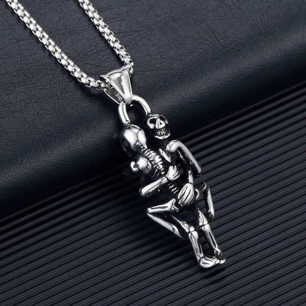 Wholesale Stainless Steel Embrace Lover Pendant Necklace