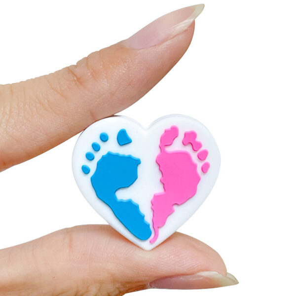 Wholesale heart-shaped footprint focal beads