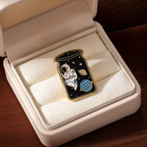 Wholesale Cartoon Space Astronaut Series Message-in-a-bottle Shaped Brooch