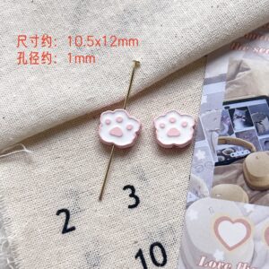 9#Small white paw print (one)