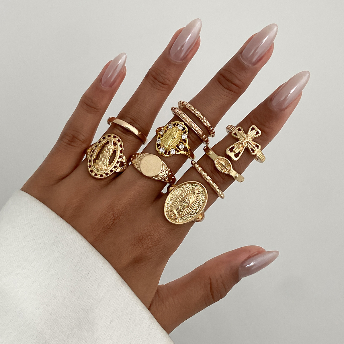 Wholesale Diamond-encrusted crown rtrait cross ring