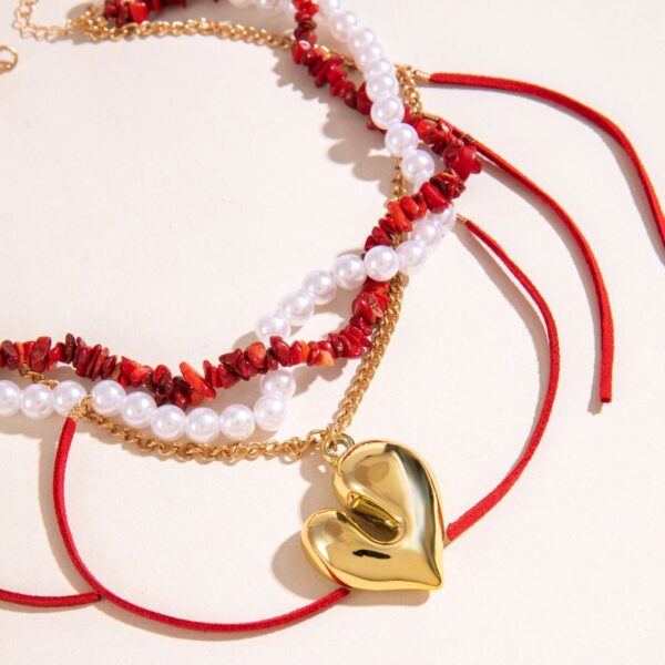 Wholesale Red woven rope crushed stone love Valentine's Day necklace
