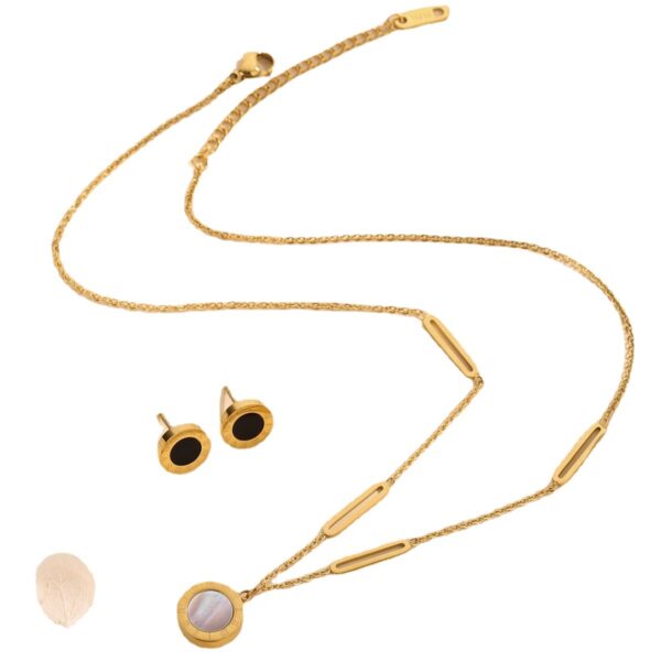 O1CN017rOcUo1Bs2qCSlo2X_0-0-cib Wholesale Titanium Steel Black and White Mother of Pearl Double Sided Roman Necklace and Earrings