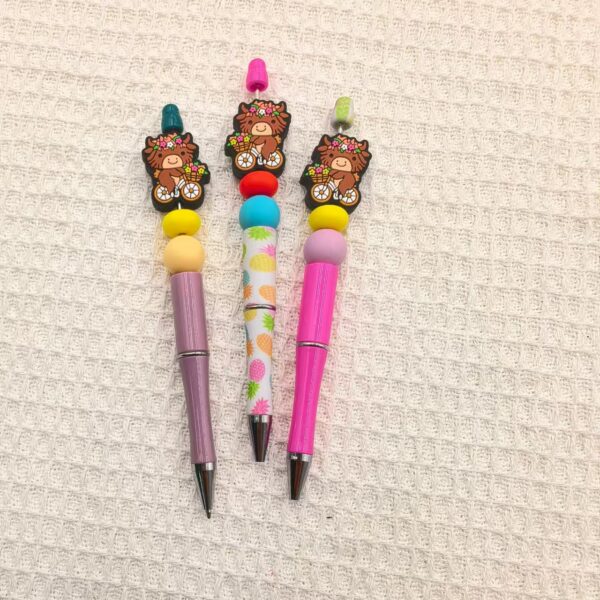 O1CN017xgqcj2FO3isHvMTL_2216349148869-0-cib Wholesale 10pcs Cute Ethnic Style Calf Silicone DIY Beads