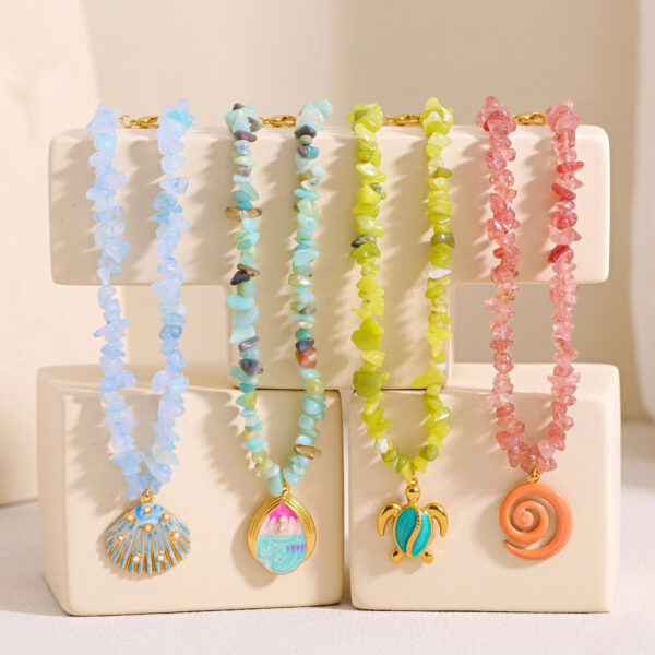 Wholesale Stone Gravel Pillar Necklace Women's Simple and Versatile Titanium Steel Clavicle Chain