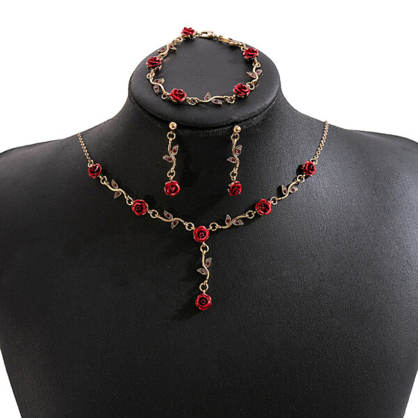 Wholesale Girl Mori Rose Earrings Vintage Romantic Red Flower Necklace suit
