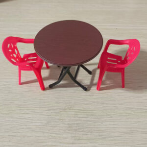 Round table + 2 chairs