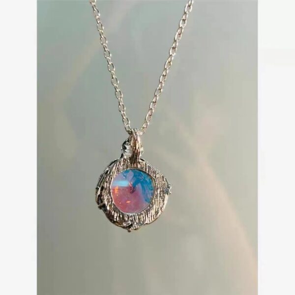 Wholesale Vintage Thorn and Aurora Bronze Necklace