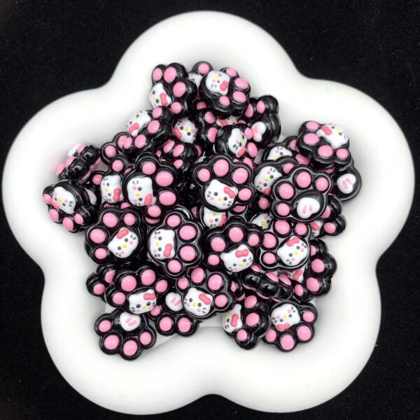 O1CN018DoD4v23ZG3GzpgYY_2216209427269-0-cib Wholesale Ugly Fish Ppy Footprint Heavy Oil Hand-painted Beads Beaded DIY Aessories Bracelet Mobile Phone Chain Pendant Cute
