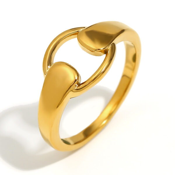 O1CN018fJkEQ2AUrXE3gtk8_2213308878207-0-cib Wholesale Gold-colored bread-shaped heart-hammering pattern seal ring