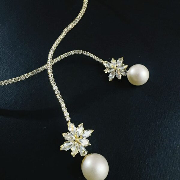 O1CN018wiBPV1bORVZGOStb_2217245643455-0-cib Wholesale Open diamond inlaid pearl collar