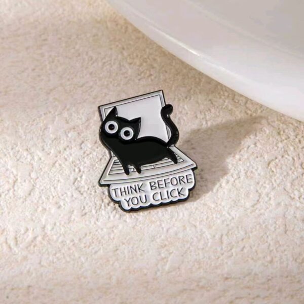 Wholesale Cartoon Black Cat Little Cat Animal Brooch